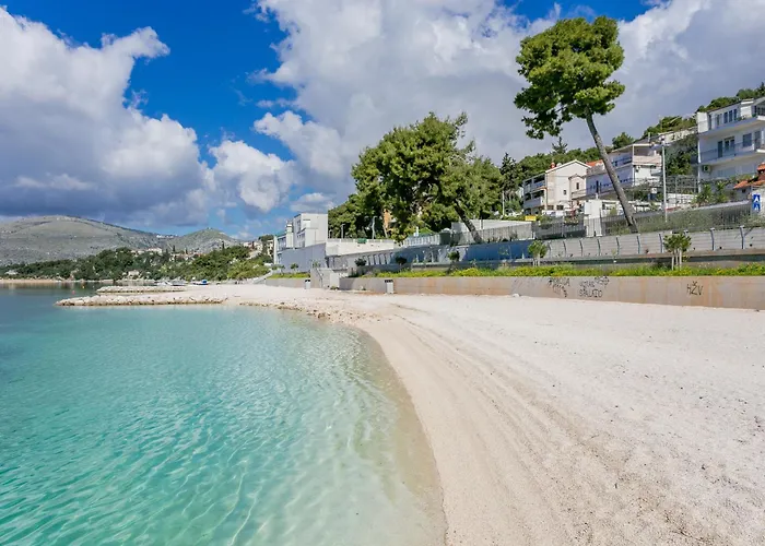 Seaside Luxury With A Swimming Pool - 24341 Vila *
