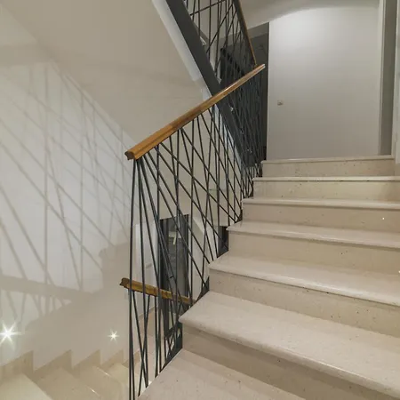 Villa Seaside Luxury With A Swimming Pool - 24341 Trogir