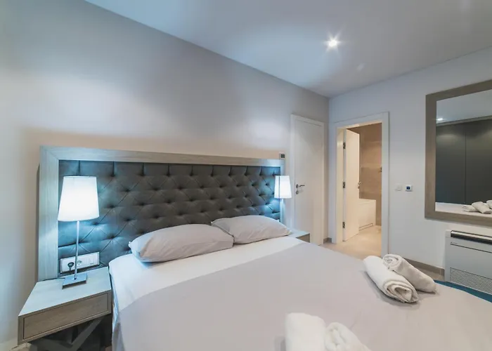 Seaside Luxury With A Swimming Pool - 24341 فيلة *